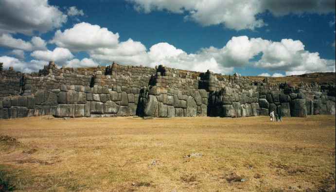 Sacsayhuamán